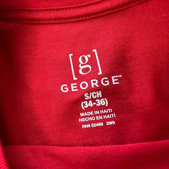 Gymnast Mom Messy Bun Red Tee Small - Picture 3 of 6